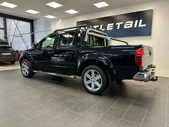 Nissan Navara 2014 photo 4