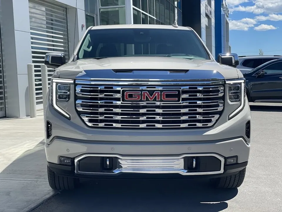 GMC Sierra 1500 2026 photo 2
