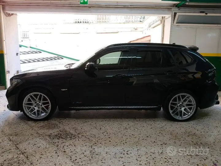 BMW X1 2010 photo 2