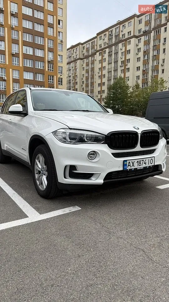 BMW X5 2016 photo 2