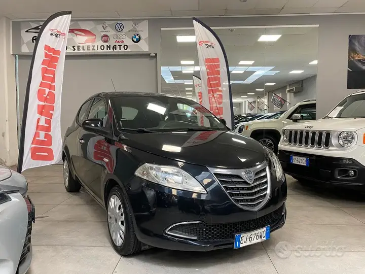 Lancia Ypsilon 2011 photo 4
