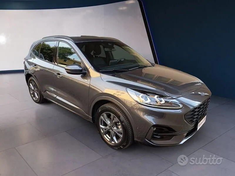 Ford Kuga 2023 photo 2