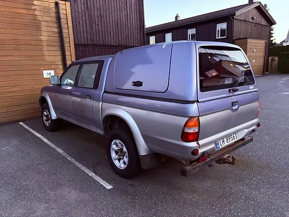 Mitsubishi L200 2000 photo 5