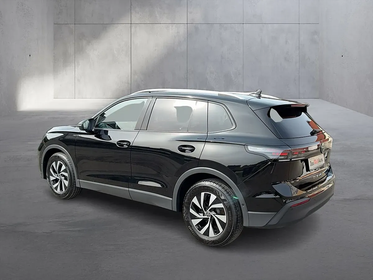 Volkswagen Tiguan 2025 photo 3