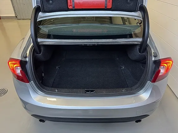 Volvo S60 2013 photo 5