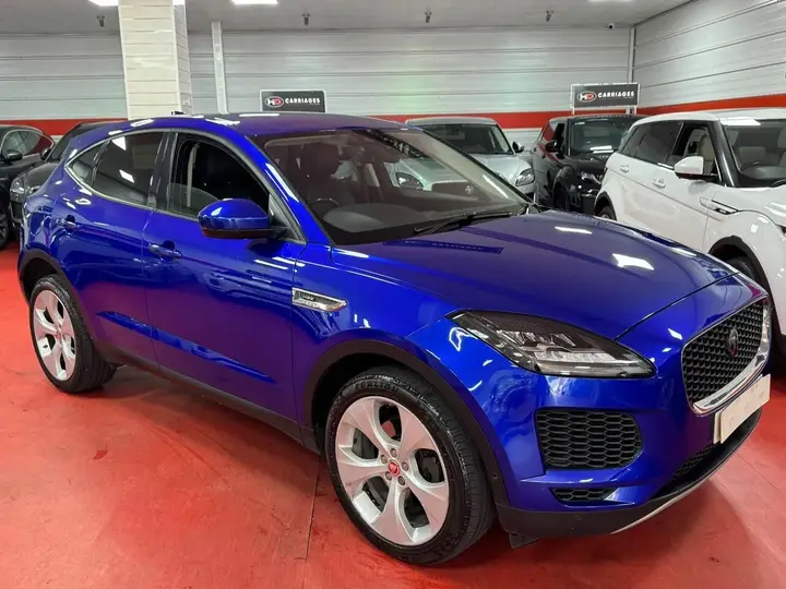Jaguar E-Pace 2018 photo 3