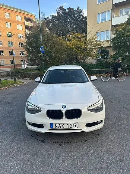 BMW 114I 2013 photo 2