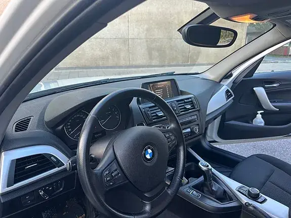BMW 114I 2013 photo 5