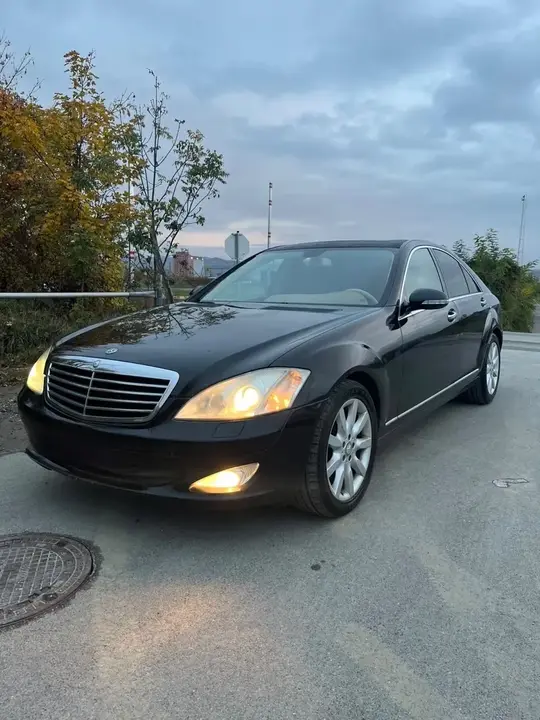 Mercedes-Benz S-Class 2006 photo 2