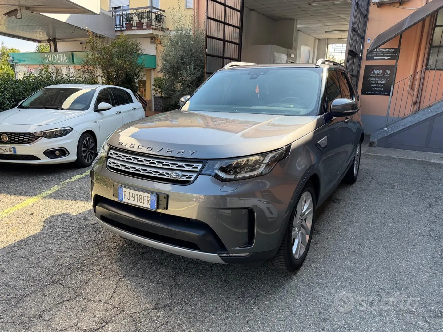 Land Rover Discovery 2017 photo 4
