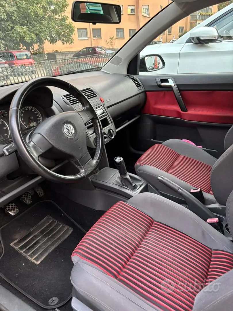 Volkswagen Polo 2008 photo 5