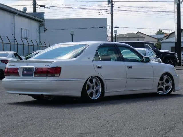 Toyota Crown Athlete V Premium 2003 photo 2