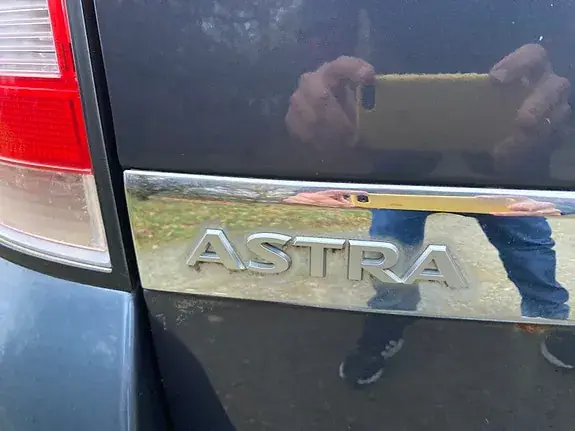 Opel Astra 2009 photo 5