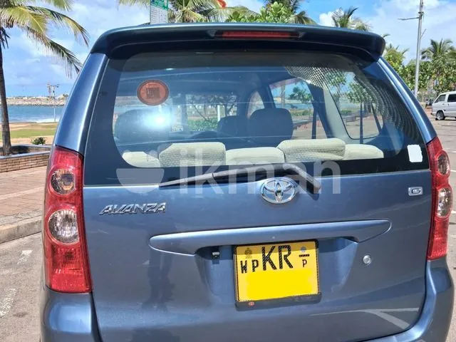 Toyota Avanza 2011 photo 2