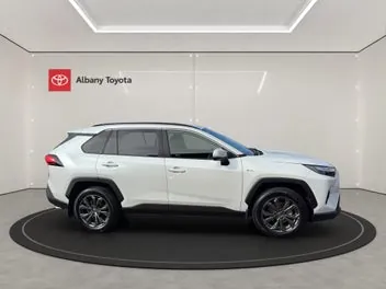 Toyota Rav4 2025 photo 3
