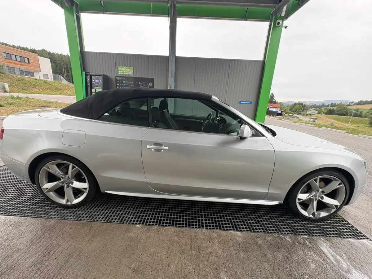 Audi A5 2009 photo 3