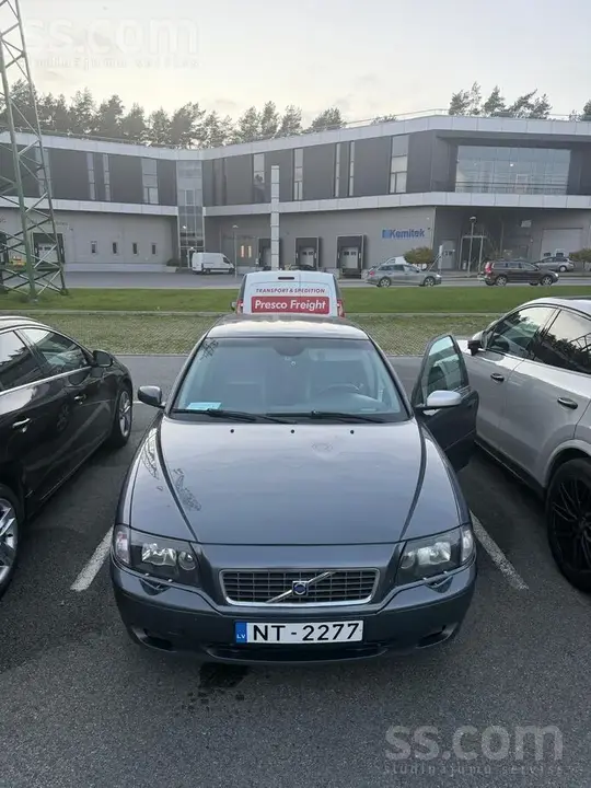 Volvo S80