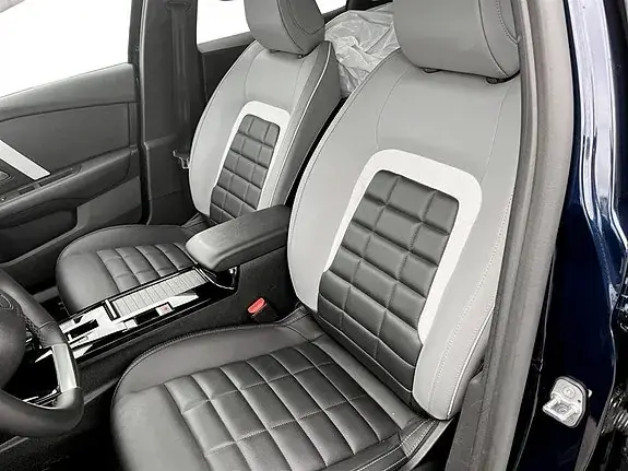 Citroen C4 2025 photo 5