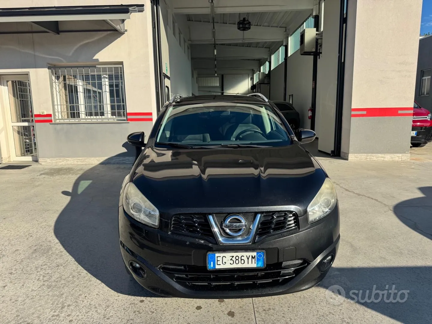 Nissan Qashqai 2011 photo 2