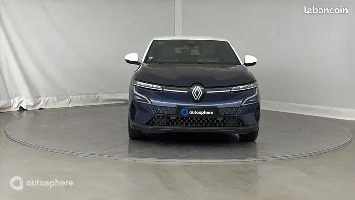 Renault Megane 2023 photo 2