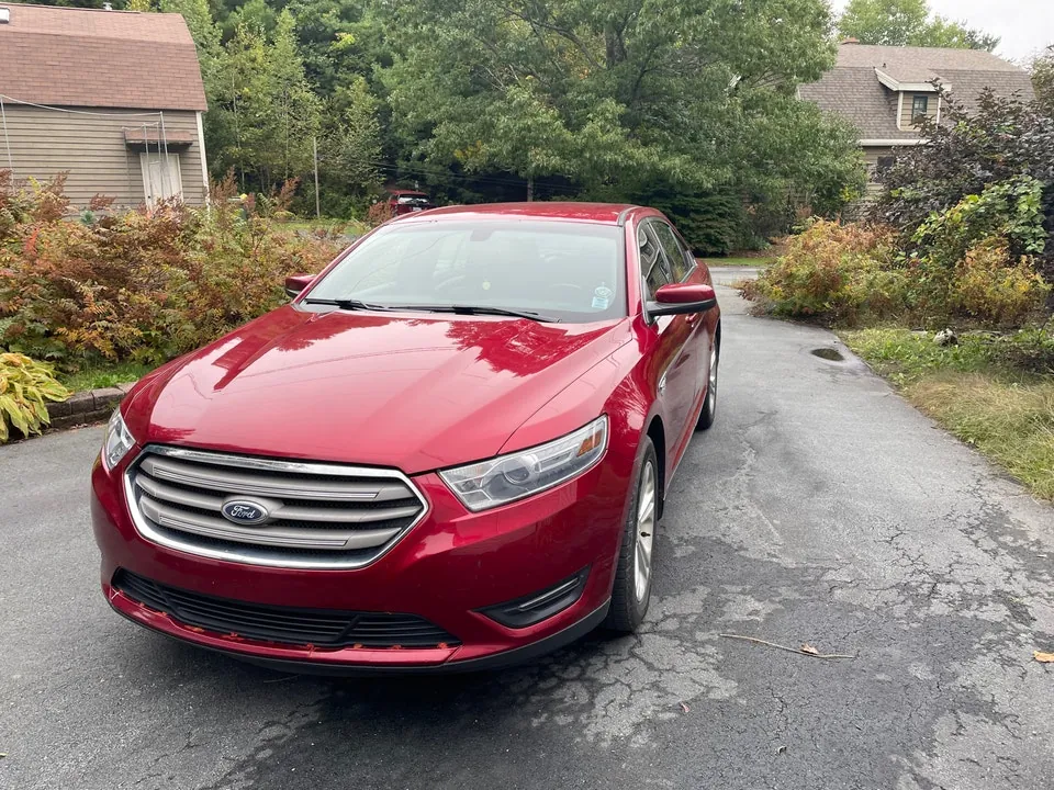 Ford Taurus