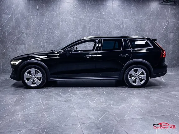 Volvo V60 Cross Country 2019 photo 4