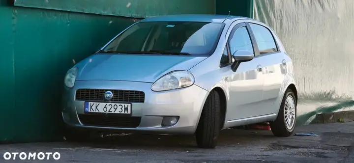 Fiat Punto 2007 photo 2