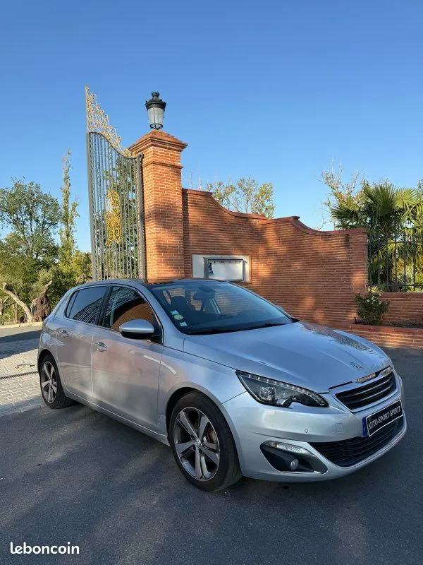 Peugeot 308 2013 photo 2