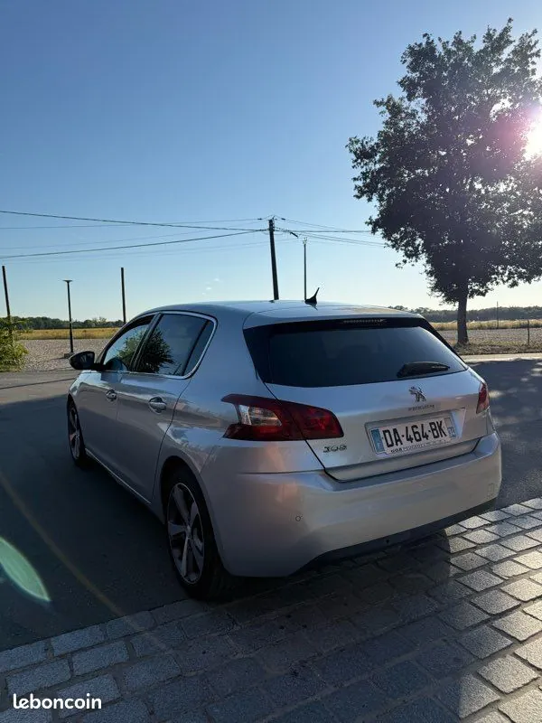 Peugeot 308 2013 photo 4