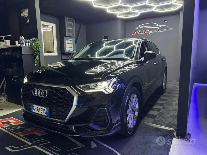 Audi Q3 2023 photo 3
