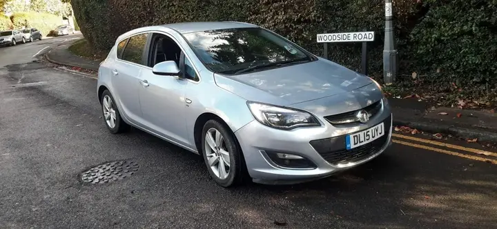 Vauxhall Astra 2015 photo 5