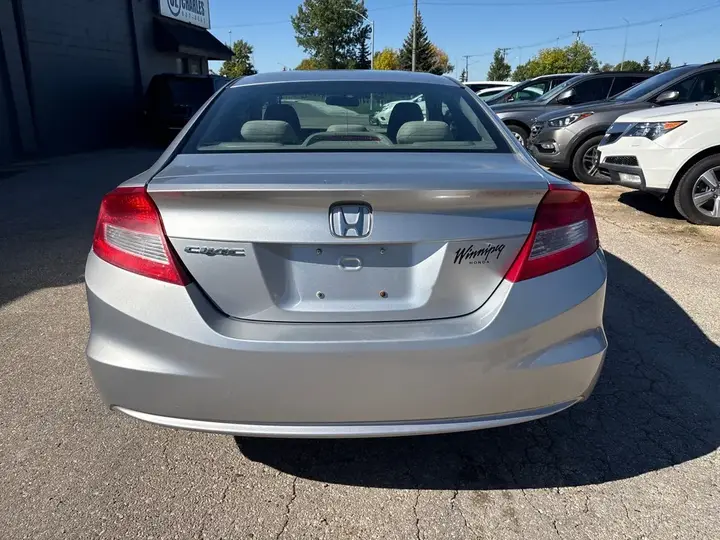 Honda Civic 2012 photo 4