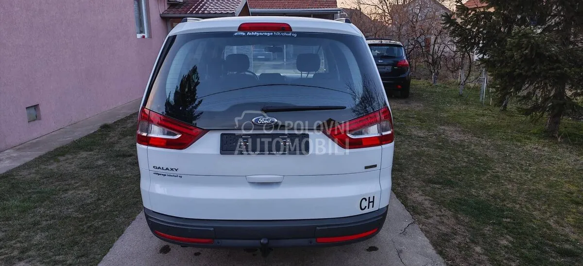Ford Galaxy 2012 photo 5