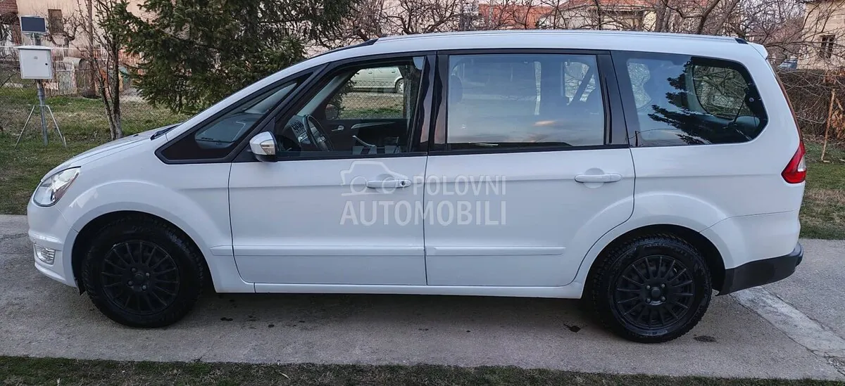 Ford Galaxy 2012 photo 3