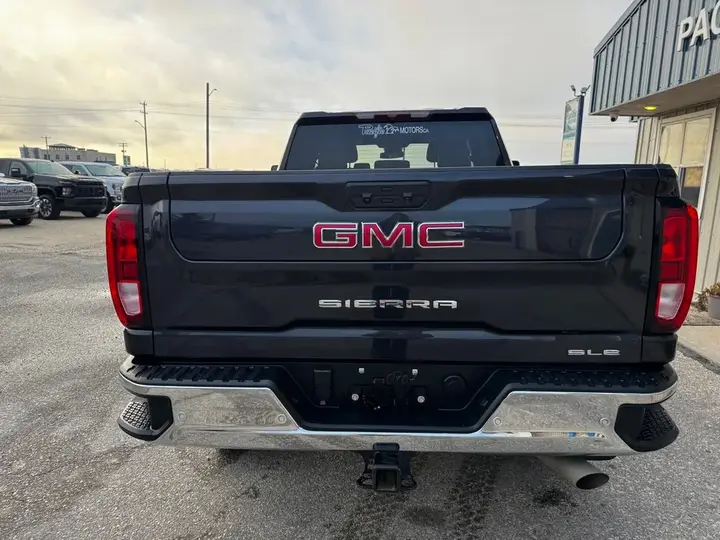 GMC Sierra 2500Hd 2024 photo 5