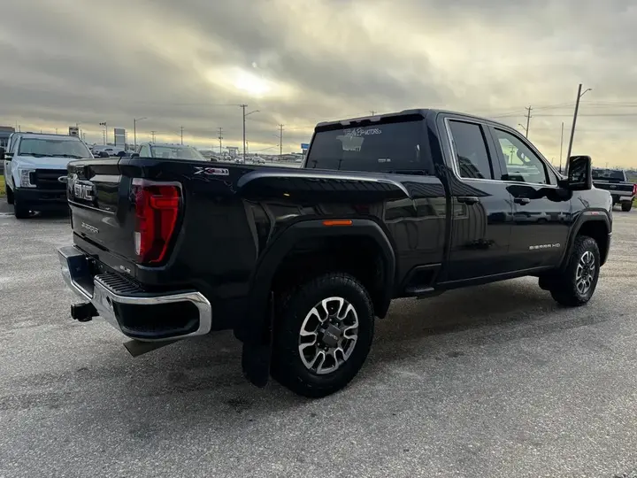 GMC Sierra 2500Hd 2024 photo 4