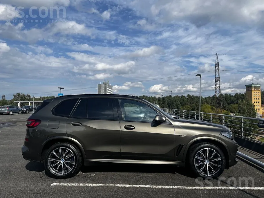 BMW X5 2022 photo 5