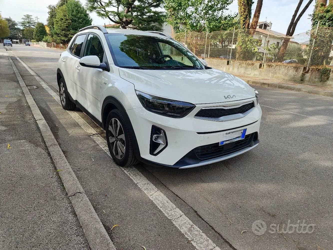 Kia Stonic 2024 photo 2