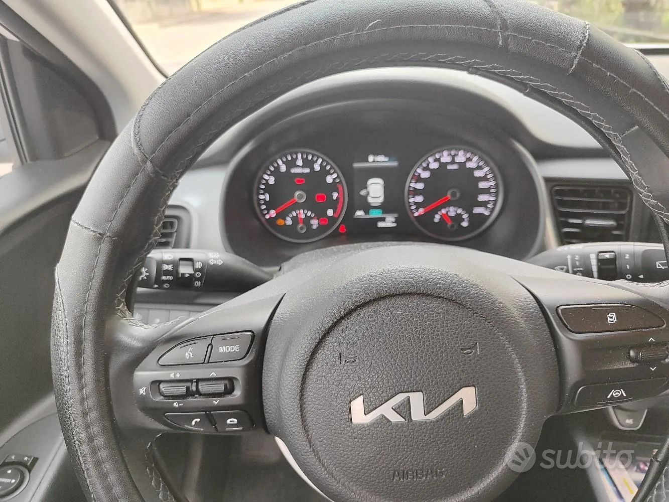 Kia Stonic 2024 photo 5