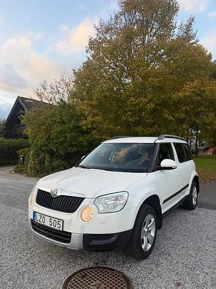 Skoda Yeti 2012 photo 3