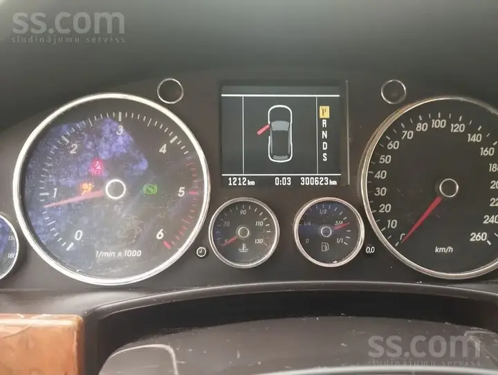 Volkswagen Touareg 2004 photo 4