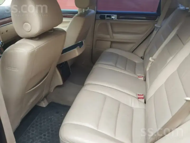 Volkswagen Touareg 2004 photo 2