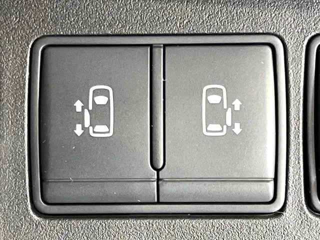 Nissan Serena 2015 photo 5