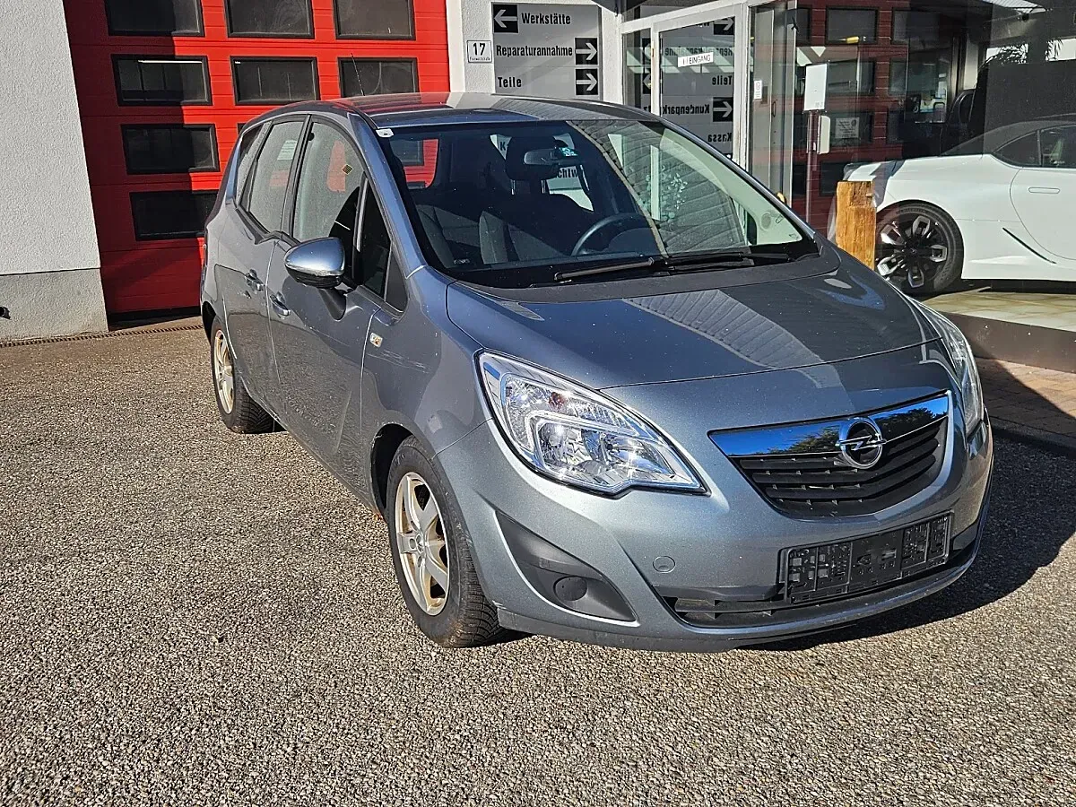 Opel Meriva 2013 photo 2