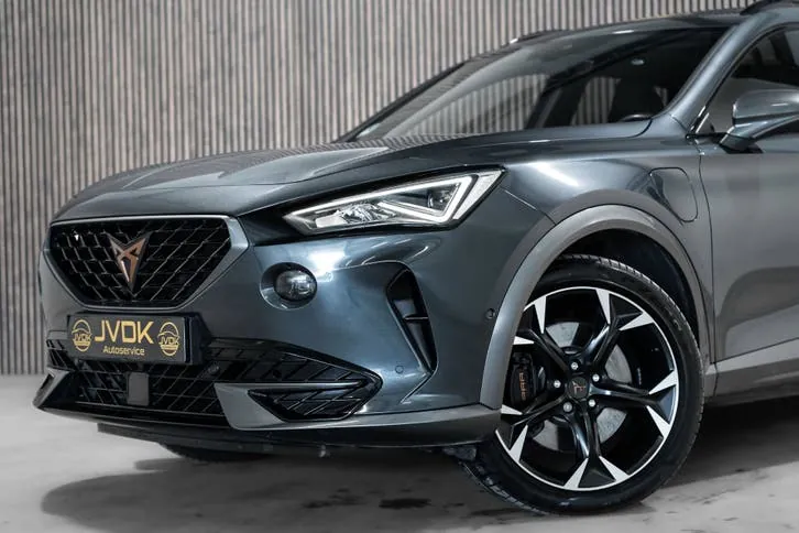 Cupra Formentor 2021 photo 2