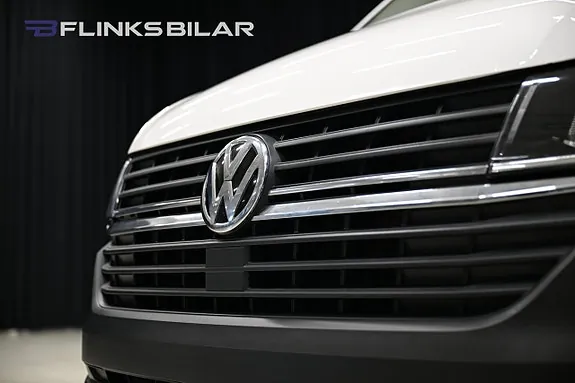 Volkswagen Transporter 2020 photo 2