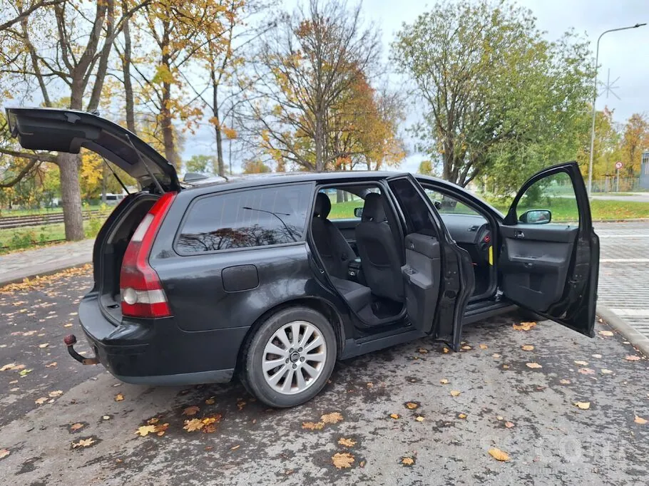 Volvo V50 2005 photo 3