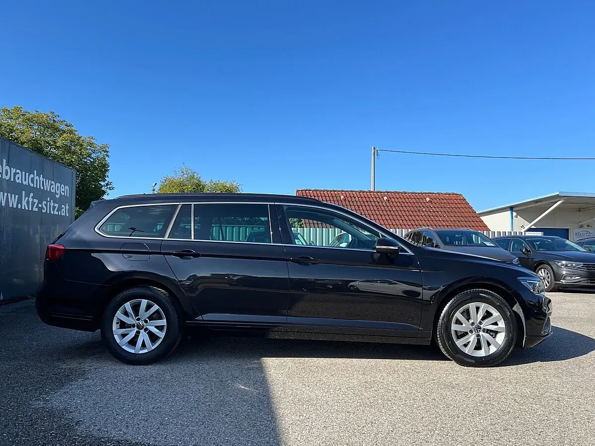Volkswagen Passat 2024 photo 2