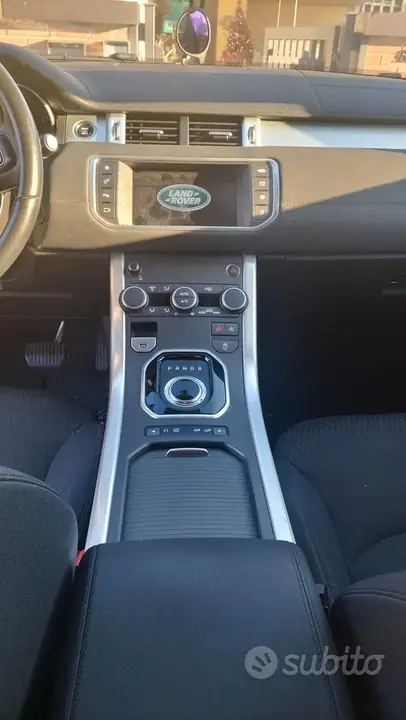 Land Rover Evoque 2017 photo 5