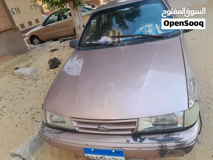 Hyundai Excel 1996 photo 3